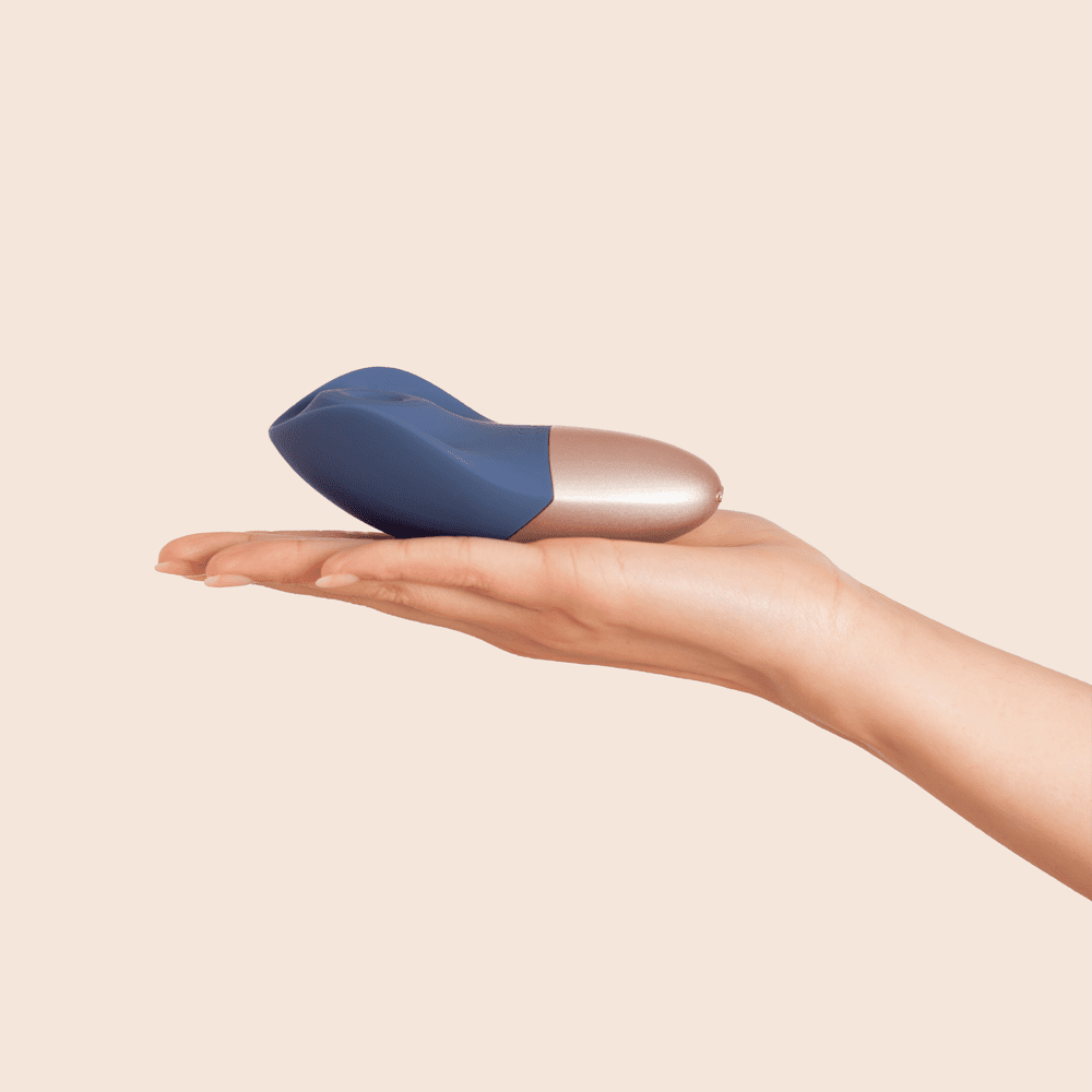 Clio:Deia The Arouser Clitoral Vibrator - Image 5